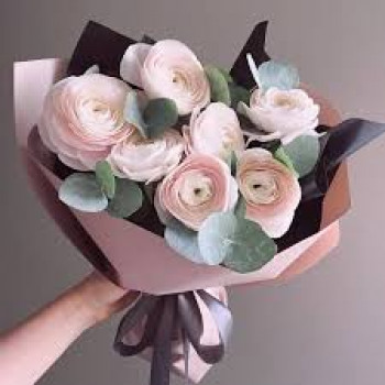 Букет из ранункулюсов №7