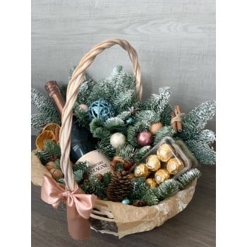 Незабываемый подарок в плетёной корзине Незабываемый подарок в плетёной корзине